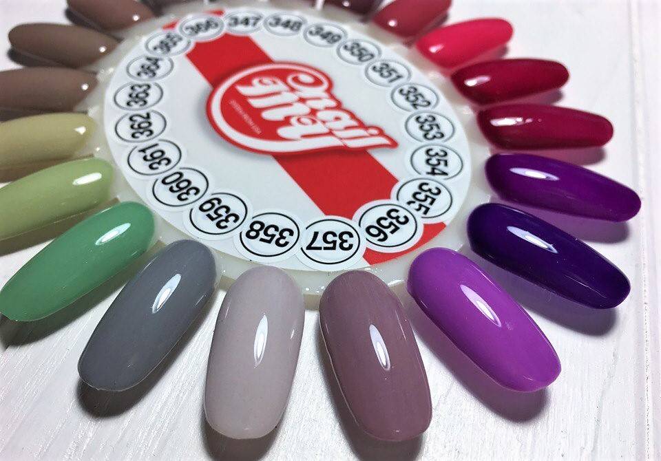 Топовые гель-лаки my nail и лампы для сушки ногтей как основа модного маникюра