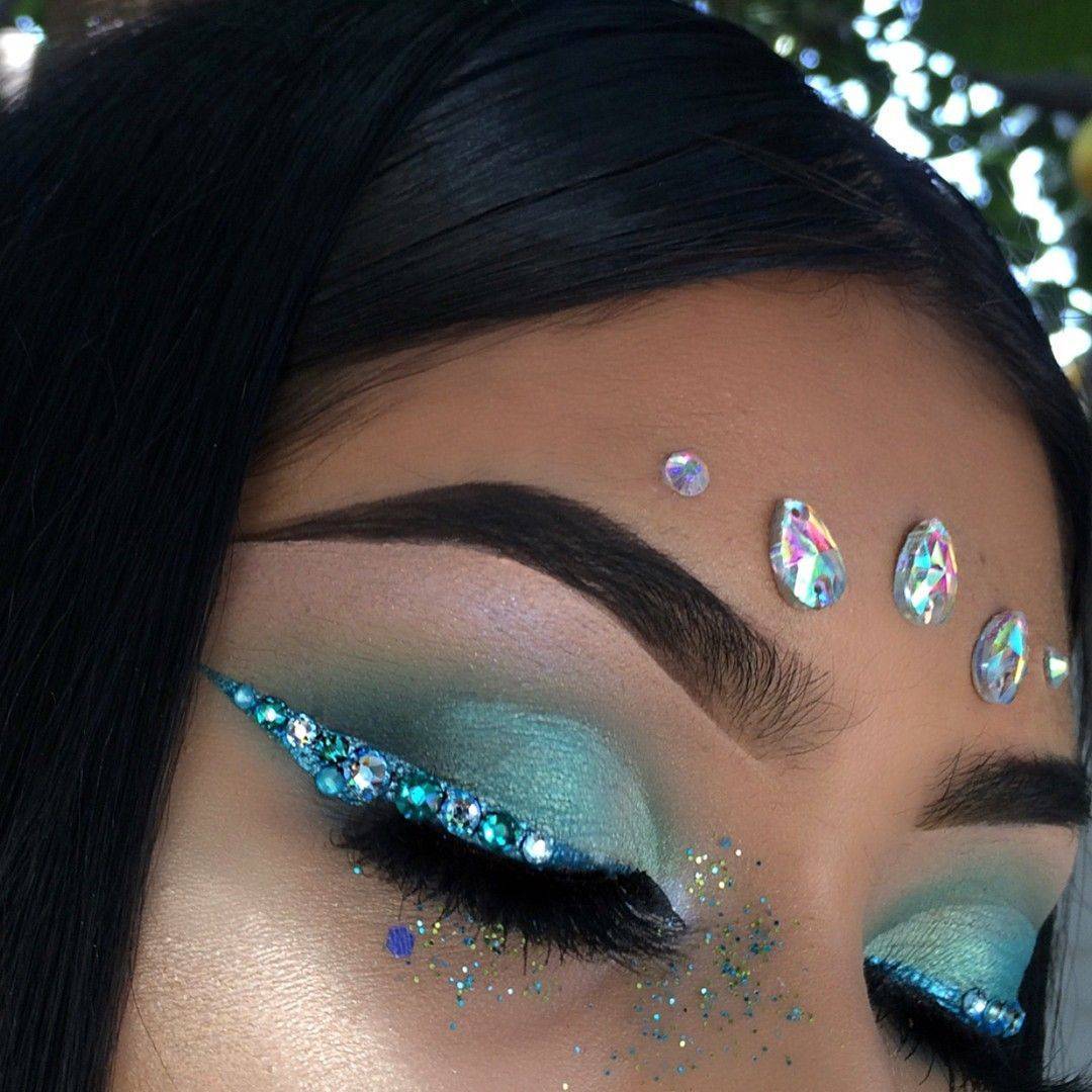 Макияж со стразами, создаем «драгоценный» makeup