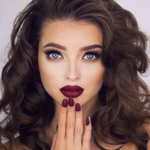 серые глаза