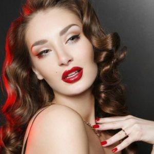 красная помада