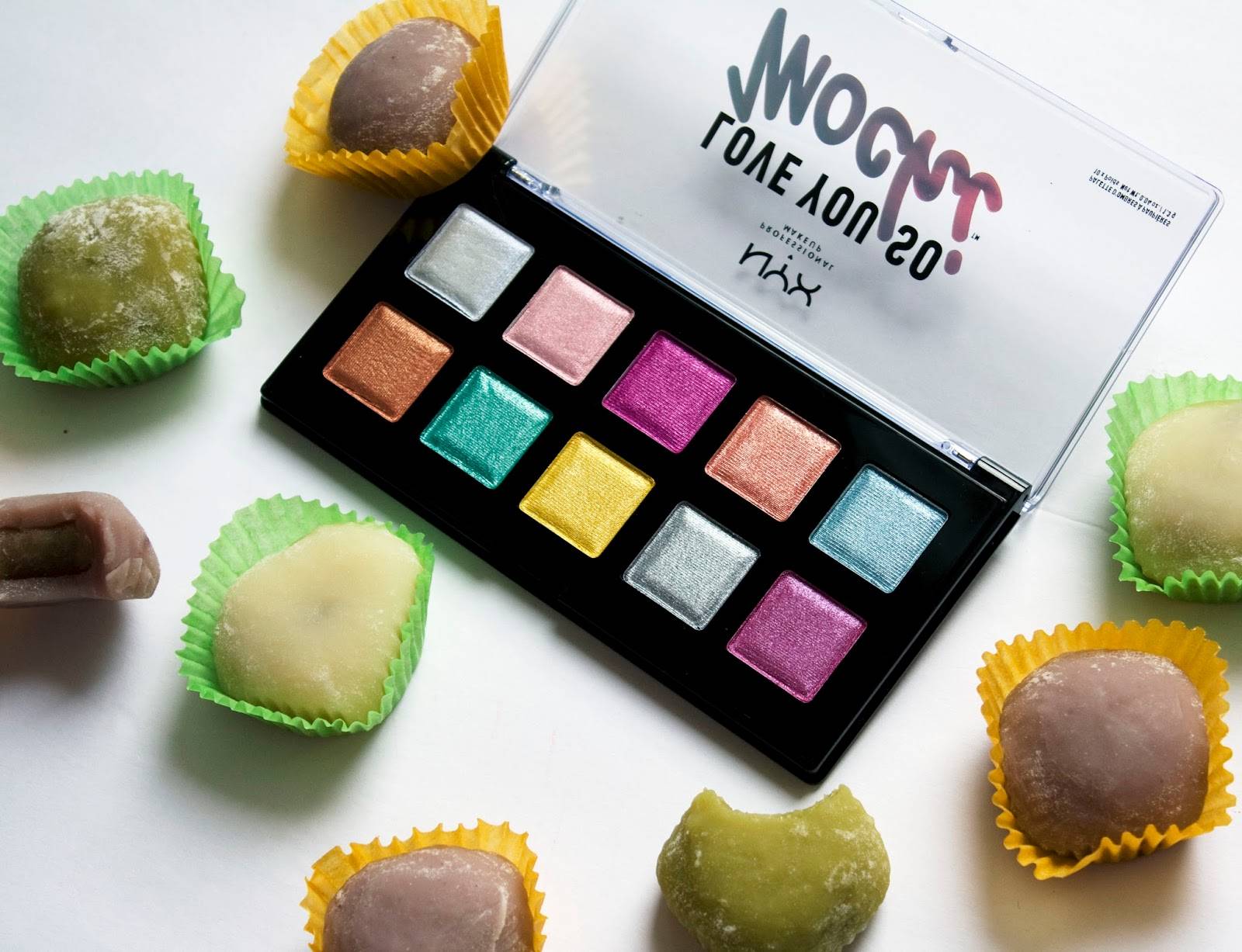 Обзор love you so mochi eyeshadow palette sleek and chic от nyx
