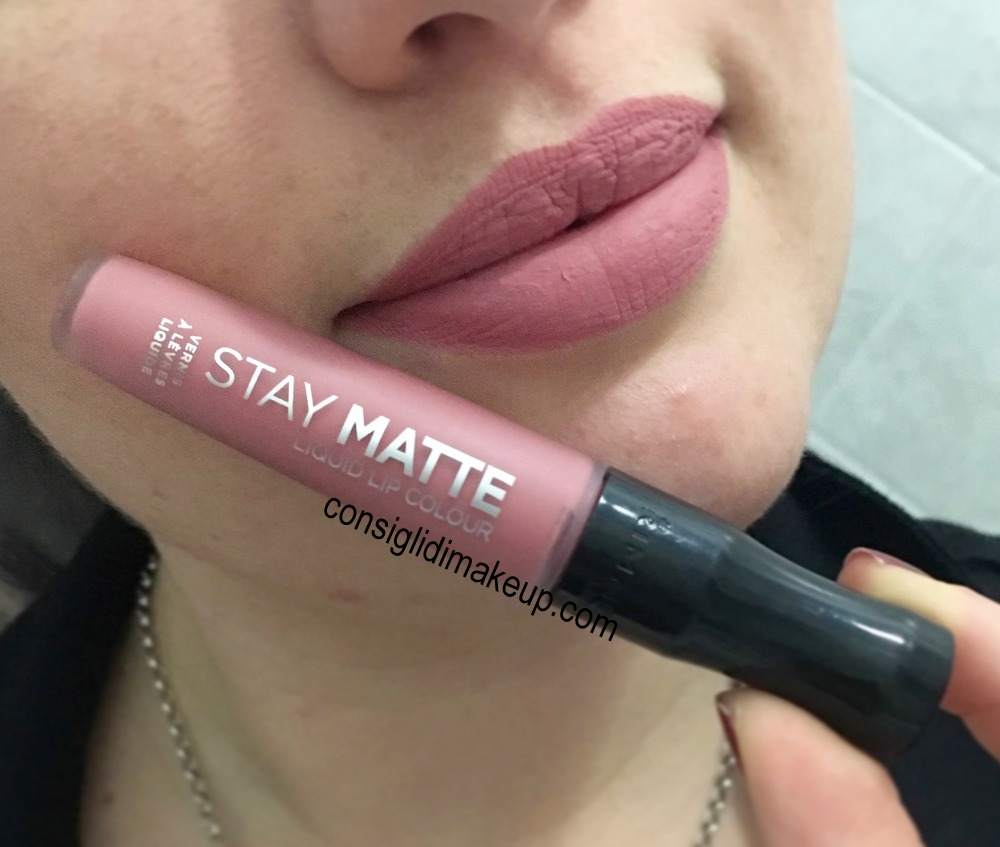Floating in dreams - reviews . makeup . fashion . everyday beauty made sense. rimmel stay matte liquid lipsticks